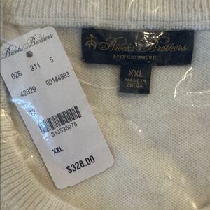 Brooks Brothers Men’s White Cashmere Sweater